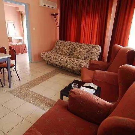 Akdeniz 3* Κουσάντασι