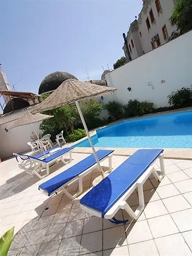 Akdeniz Aparthotel Kusadası